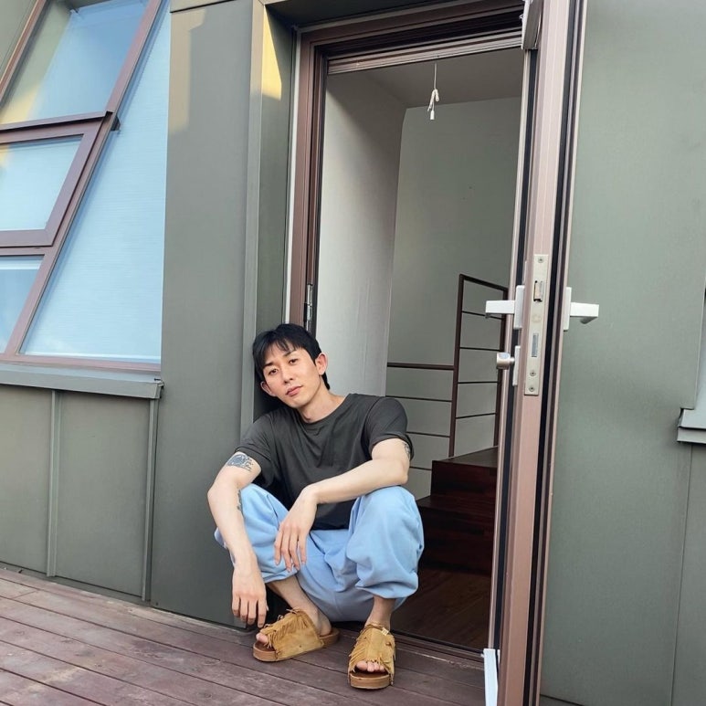 화이트쿤스트 이미지
