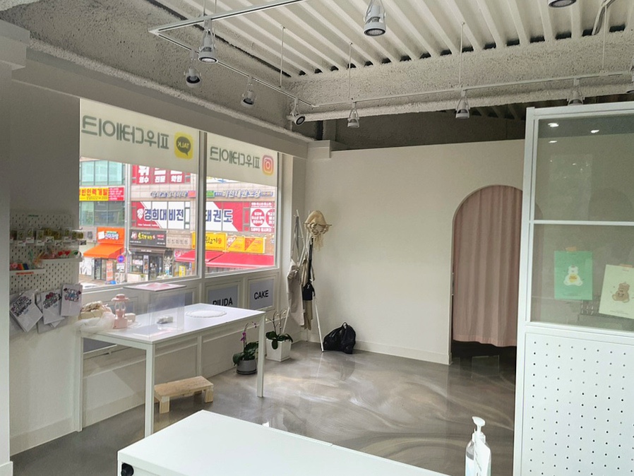 피우다케이크 이미지