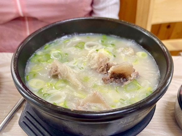 한우꼬리곰탕 이미지