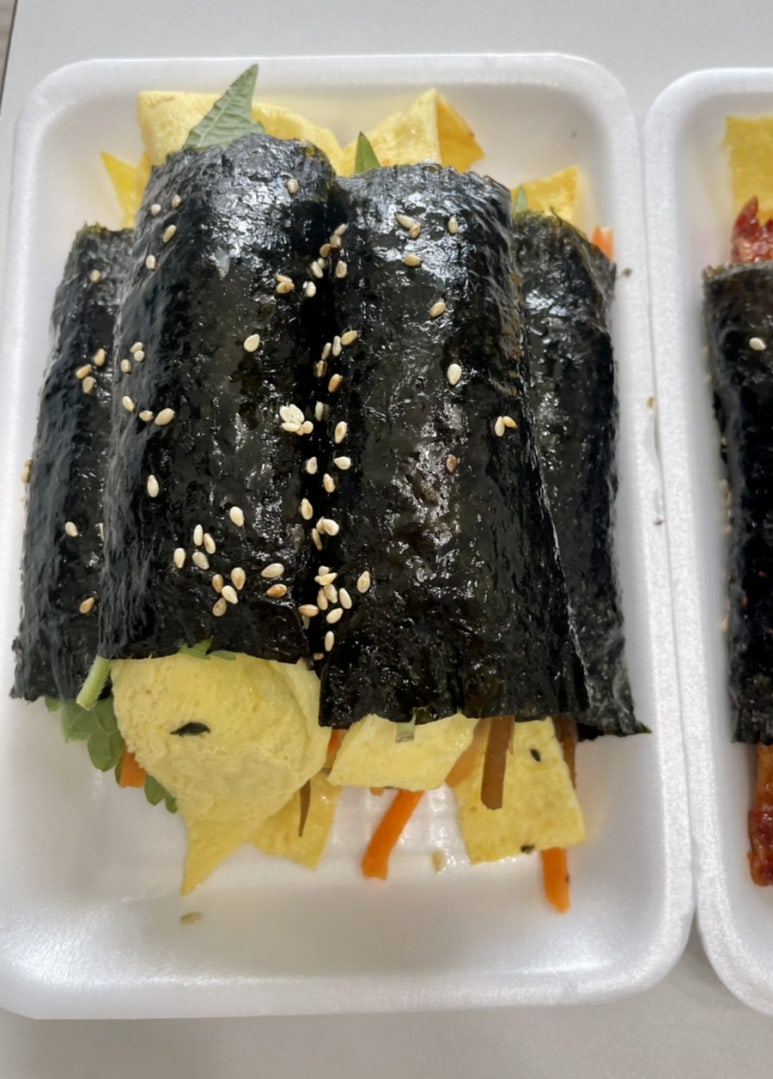 빠샥꼬리김밥 이미지