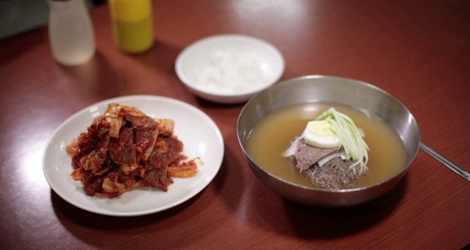 고기 품은 김치찜 이미지