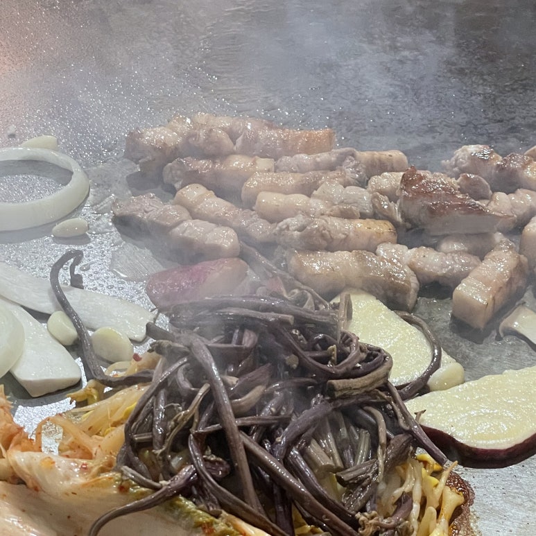 불타는삼겹살 이미지