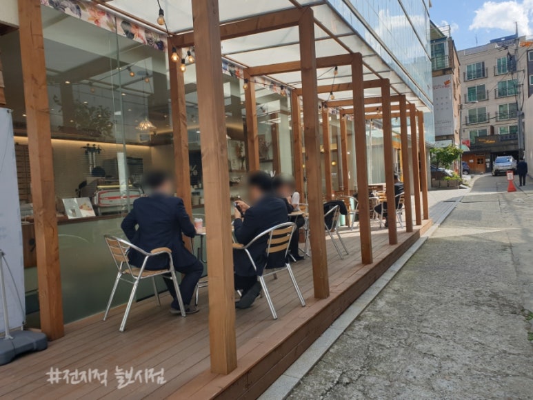 텐퍼센트커피서초역점 이미지