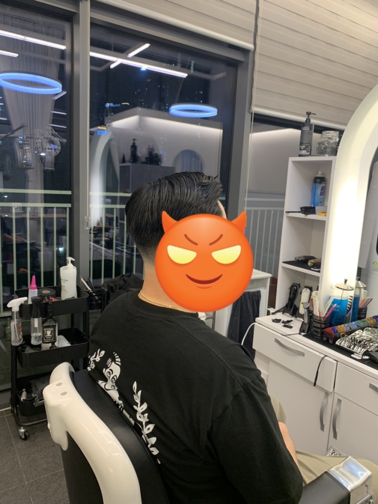 앤드류바버샵 이미지