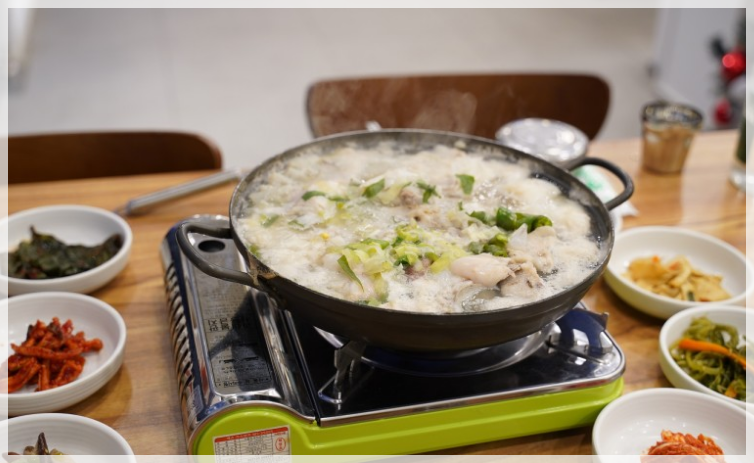 홀릭식당 이미지