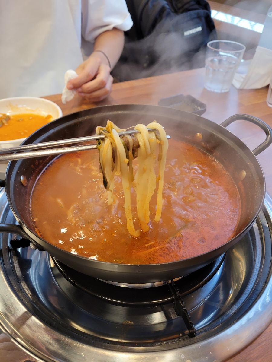 동촌샤브칼국수 이미지