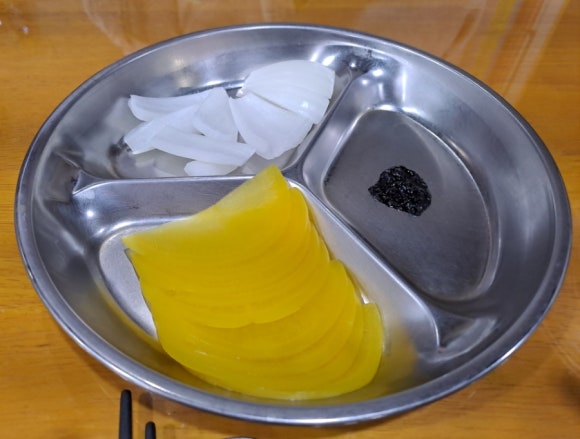 라라반점 이미지