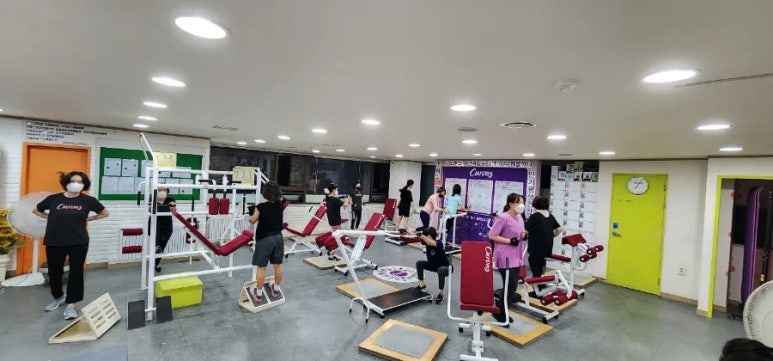 커브스마들클럽 이미지
