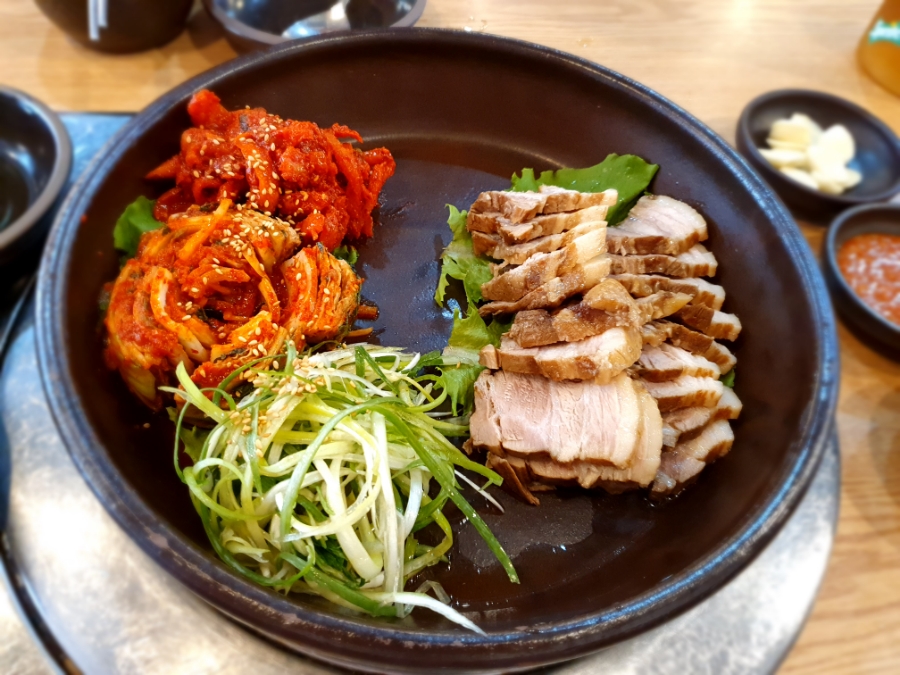 초원항아리보쌈 이미지