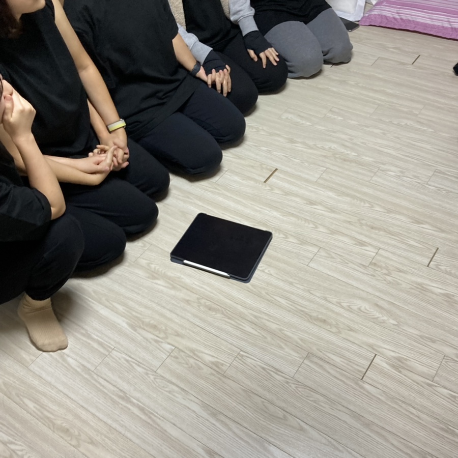 돼지마을 이미지