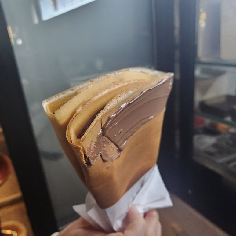 크레페니아 이미지