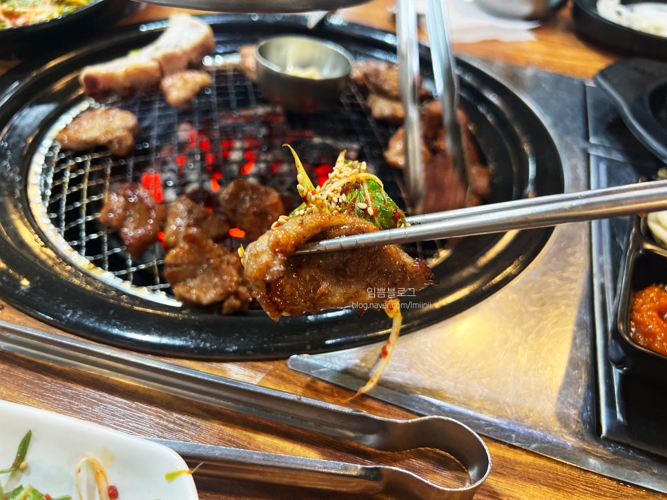우성갈비화로구이 이미지