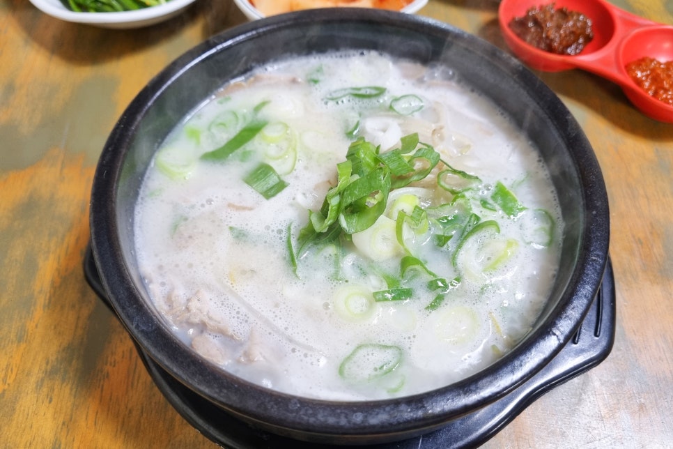 삼천포돼지국밥 이미지