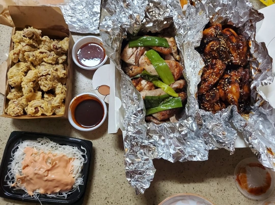 찌웅이네숯불두마리치킨 이미지