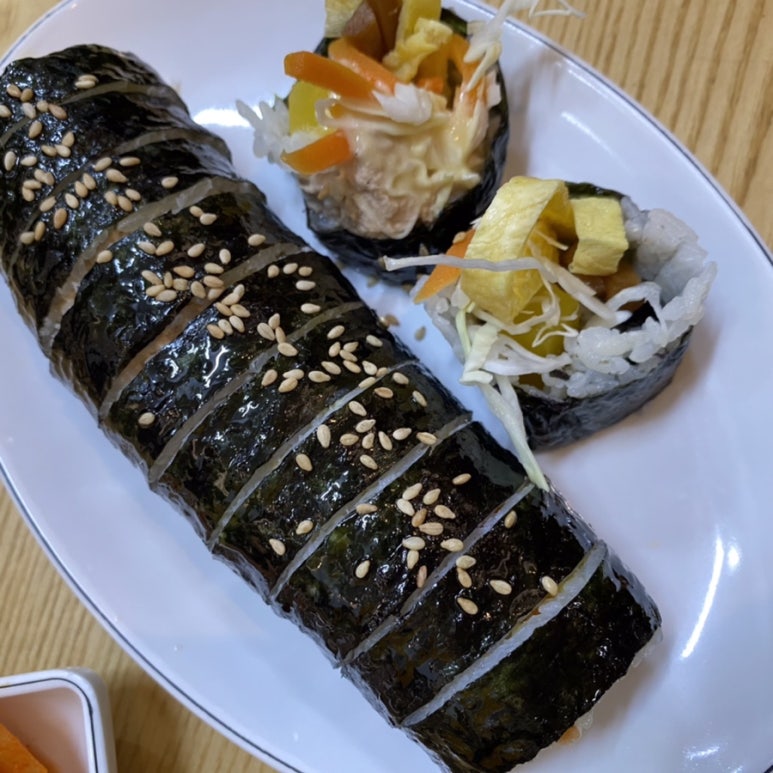 윤수김밥 이미지