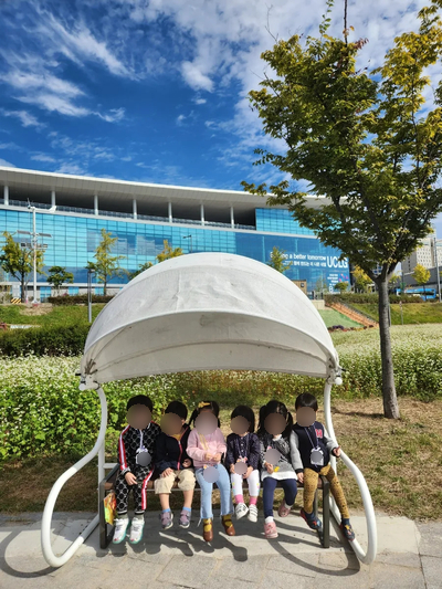 코스모스 오아시스 이미지