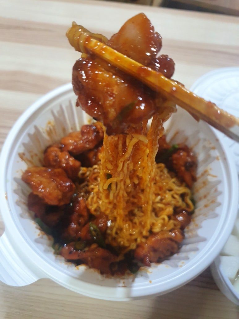 kob바베큐치킨 이미지