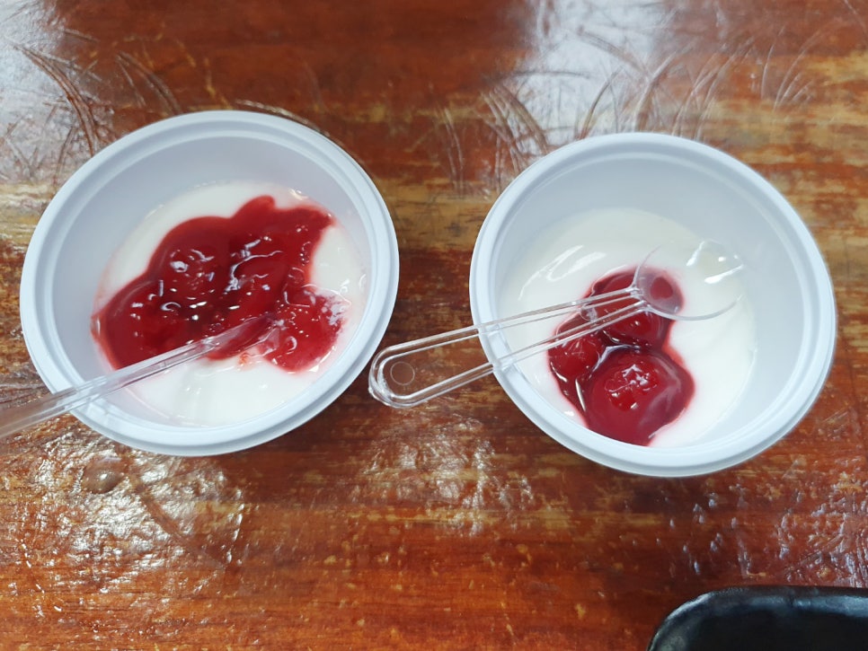 엄마국밥 이미지