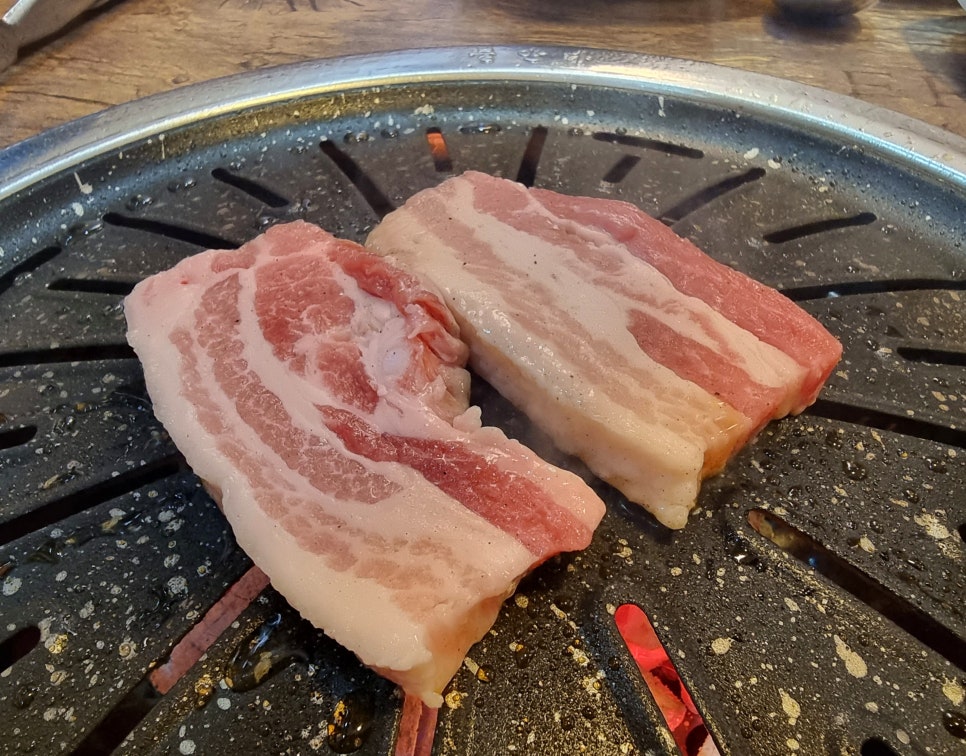 눈꽃생고기참숯한우 이미지