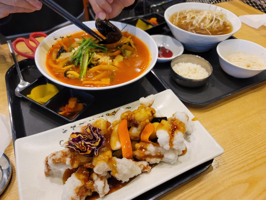 속초중앙시장해물짬뽕&홍대쌀국수 이미지