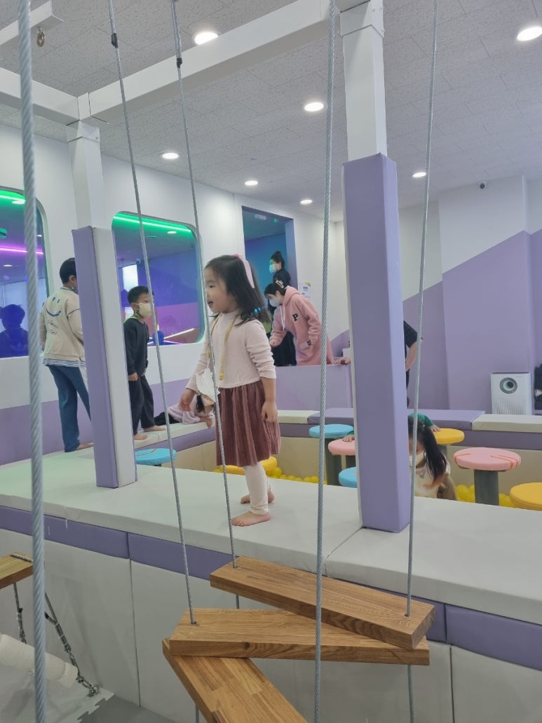 퍼플 큐비쥬 키즈카페 이미지