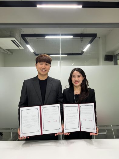 스튜디오 큐레이션 이미지