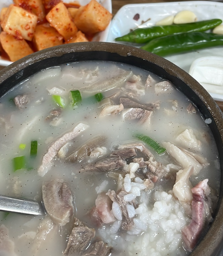 토함돼지국밥 이미지