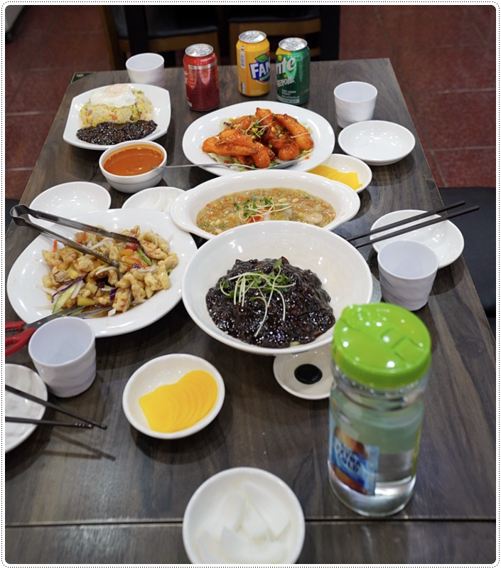 럭키반찬 이미지