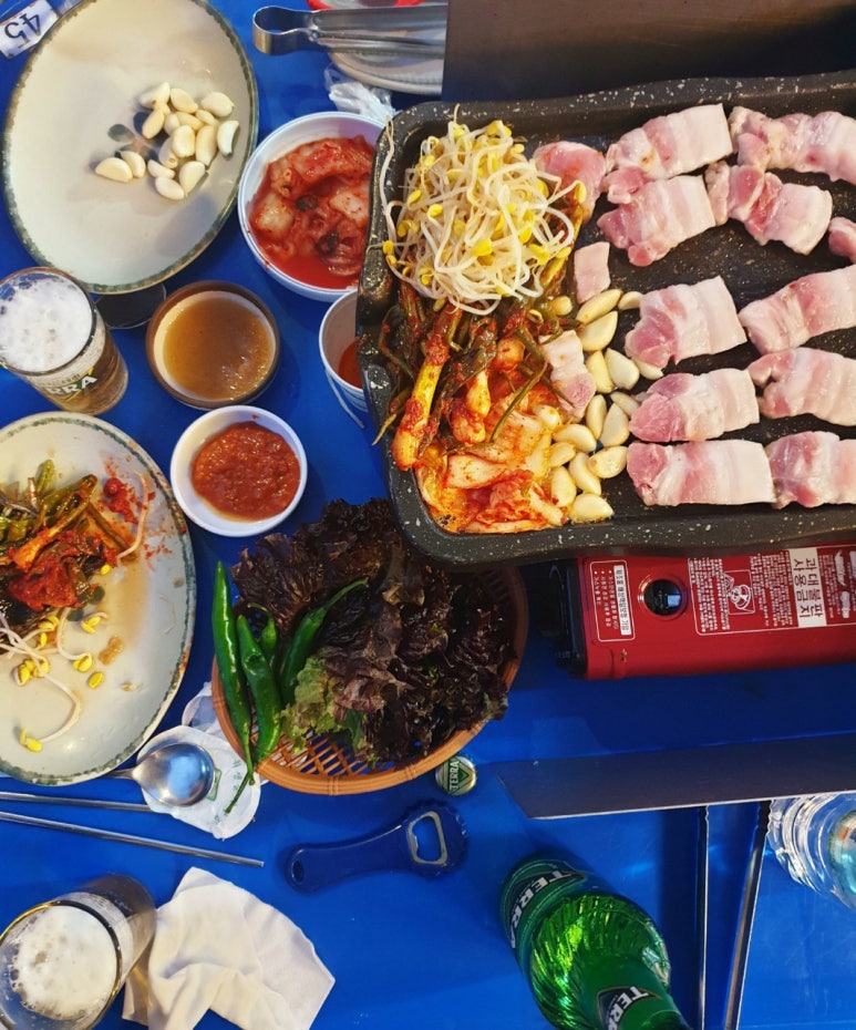 다정한 식당 이미지