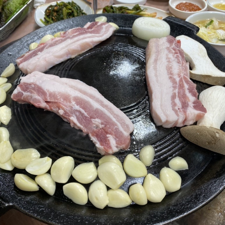 또치네삼겹살 이미지