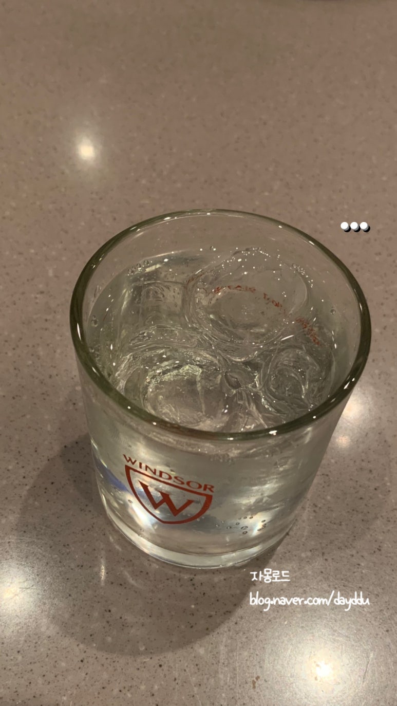 럭셔리수룸소주방 이미지