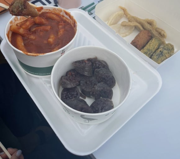 스테이인터뷰이글스카페 이미지