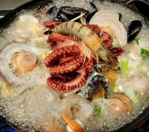 바다상회해물칼국수 이미지