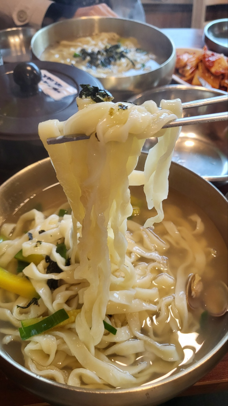 백엄마팥칼국수 이미지