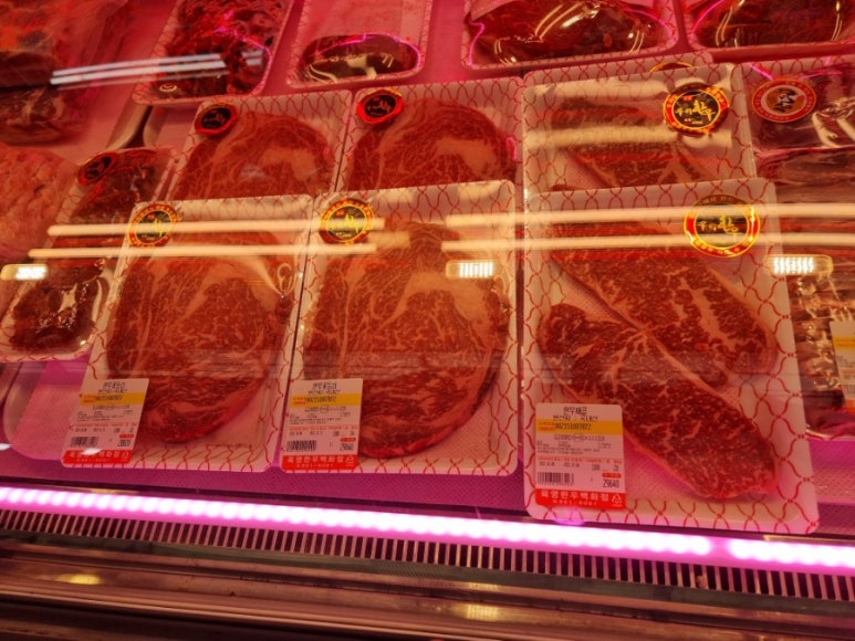 육영한우백화점 사진 6