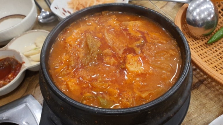 밥이랑고기랑 이미지
