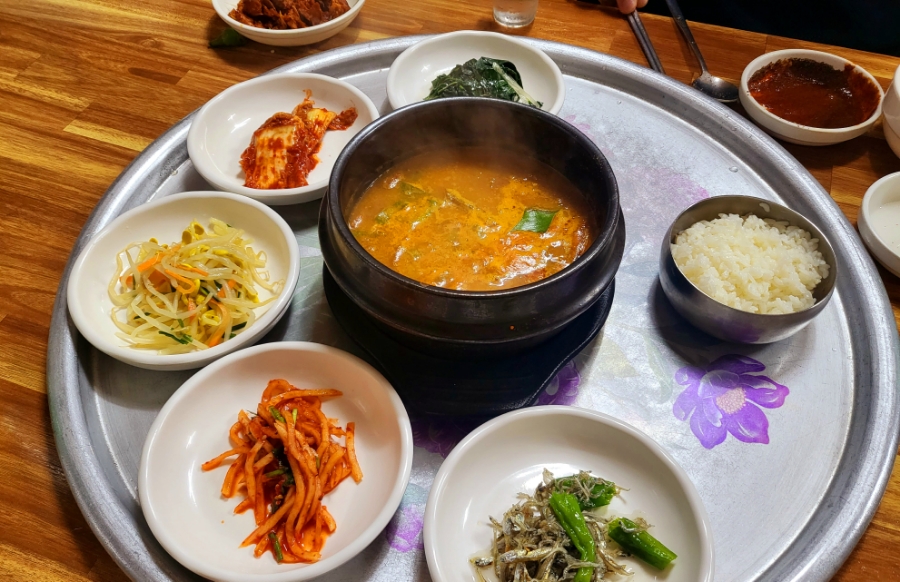 일조오리탕 이미지