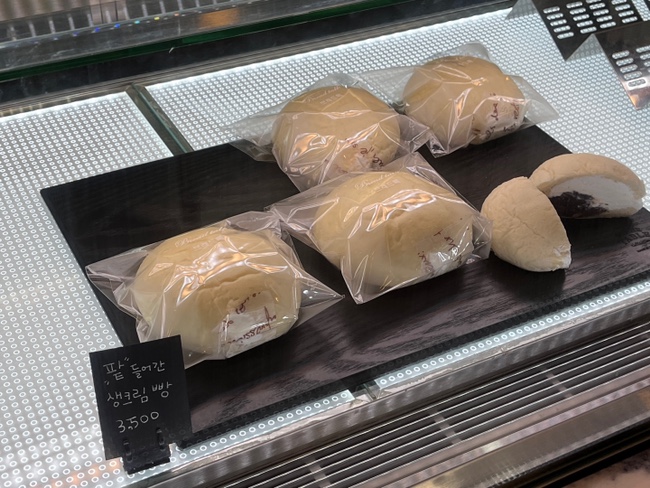 브레드톡 이미지