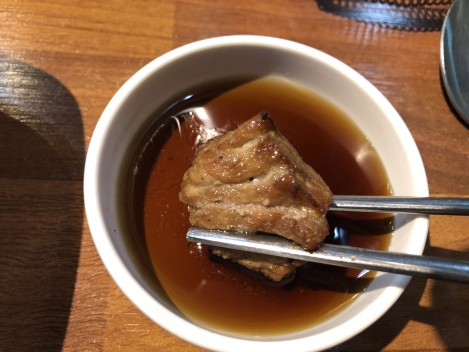 폭탄돼지 이미지