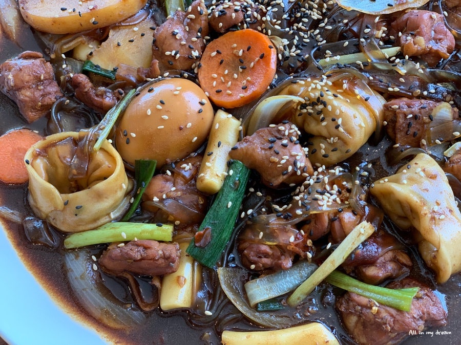 하요니공주찜닭 이미지