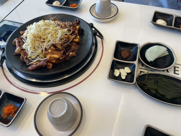 삼겹살앤부대찌개 이미지