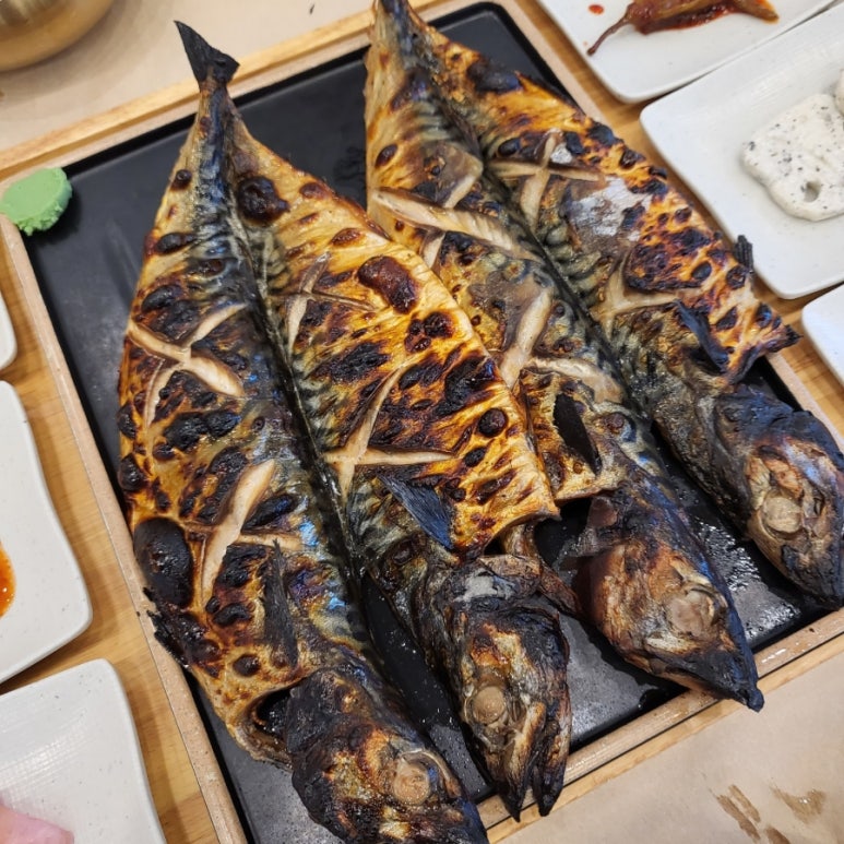 달빛에구운고등어 관저점 이미지