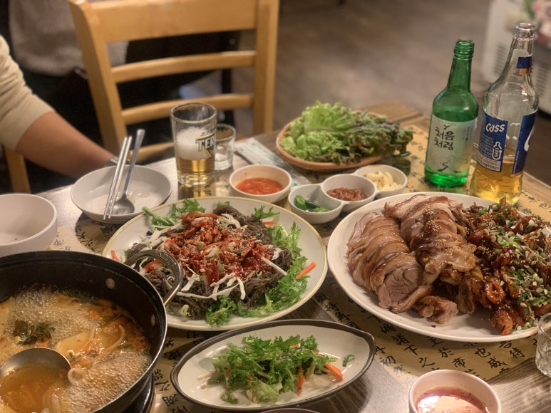 원조아저씨족발 이미지