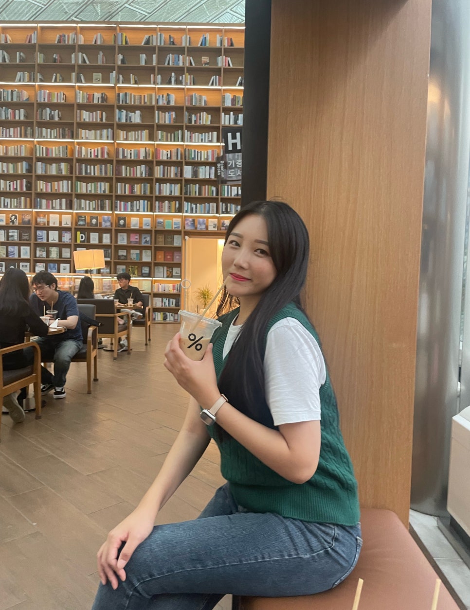 포엠커피 이미지