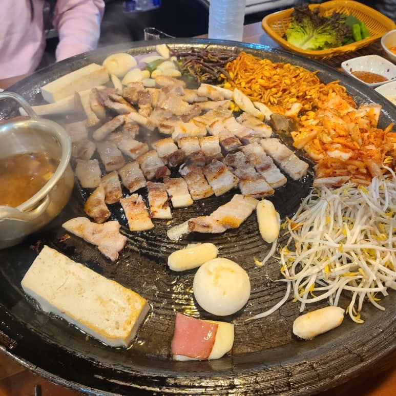 60판왕뚜껑삼겹살화성 이미지
