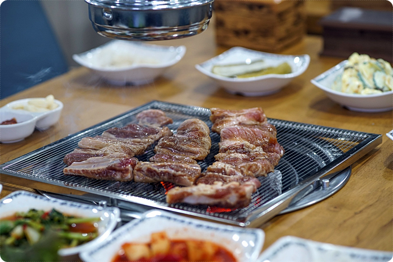 백년돼지집 이미지