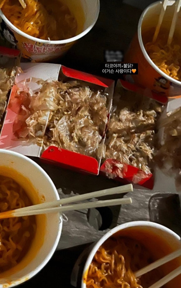 쏭타코야끼카페 이미지