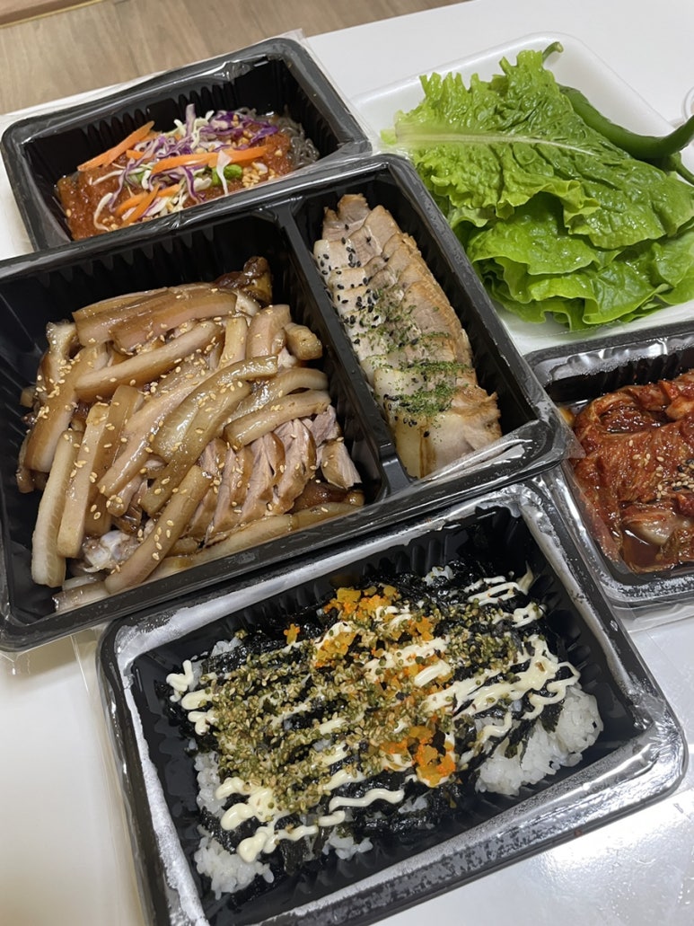 족발창고 이미지