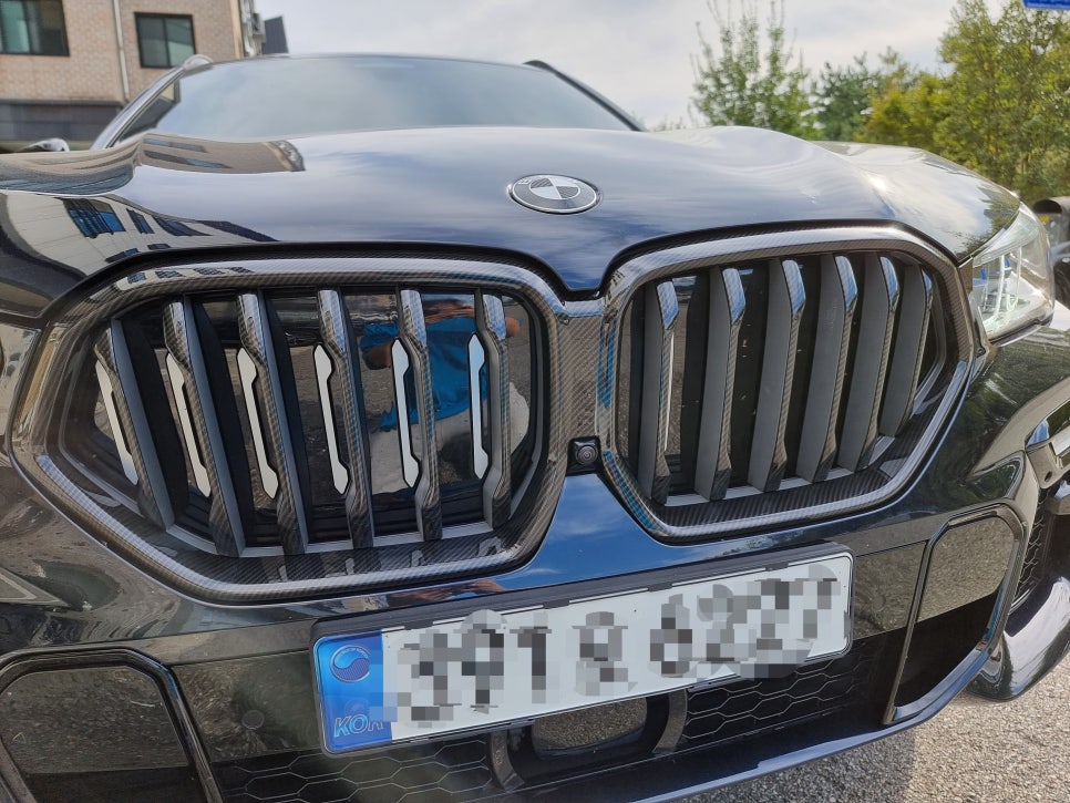화성 동탄기흥로 / 랩핑 / 실내랩핑 / 그릴글라스윙 카본수전사 / BMW / X6