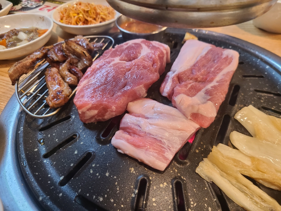 육남2고기집 이미지